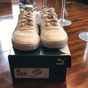 Girls Pink and White Puma